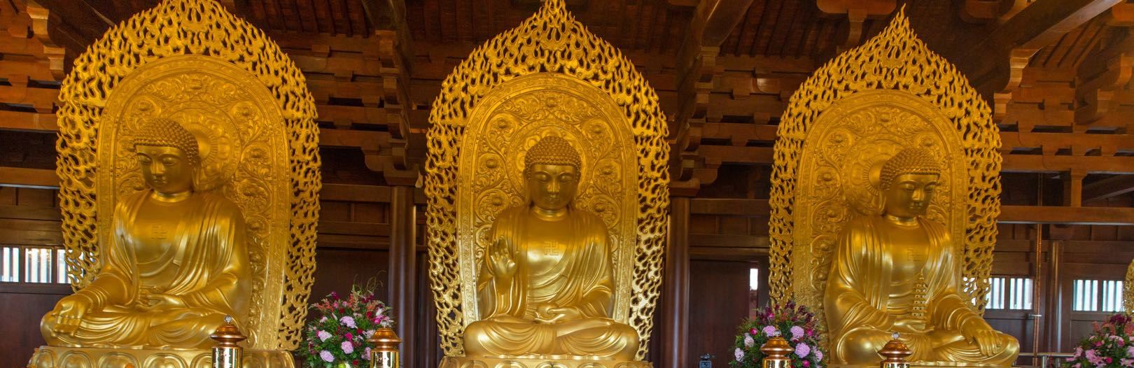 3 Buddha in Main Hall 3 Buddha in Main Hall